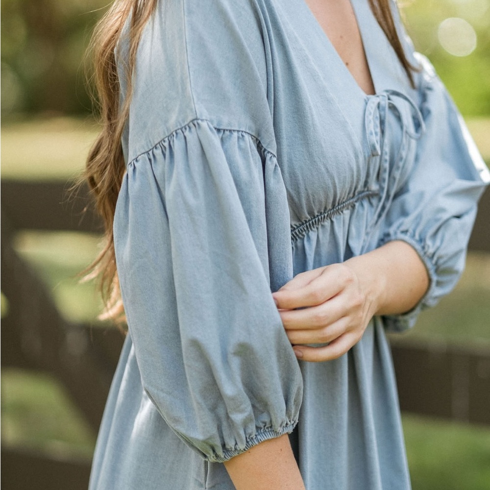 Port Augusta Dress - Chambray Dress with Pockets - Picture 2 of 8